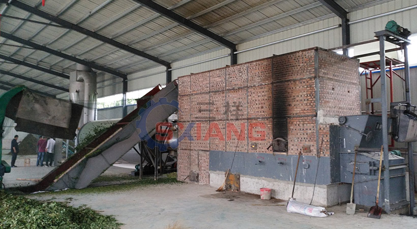 ����Ҷ��ɻ�